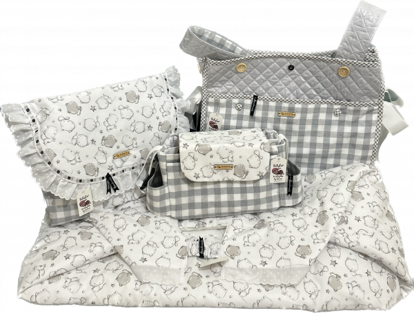 EDREDÓN CON SACO CAPAZO PROVENZA DE BABYCAR. 4 PIEZAS