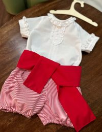 TRAJE DE CORTO CLÁSICO ROJO